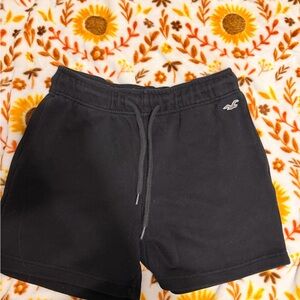 Hollister Men's balck Athletic/comfy Shorts